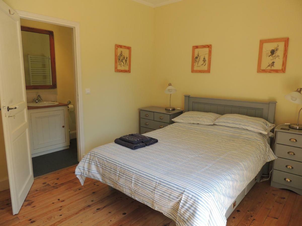 La Tour Du Chambon Apartment Brignac-la-Plaine ภายนอก รูปภาพ